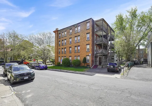 Homes for sale in Springfield, MA | 242 Fort Pleasant Ave, Springfield, MA 01108 | MLS# 73516463