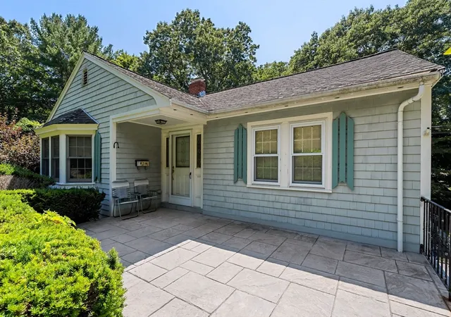 Photo 2 of Single family home for sale at 13 Rayfield Rd, Marshfield, MA 02050 | MLS# 73562380 | Listing updated on 2026-09-18