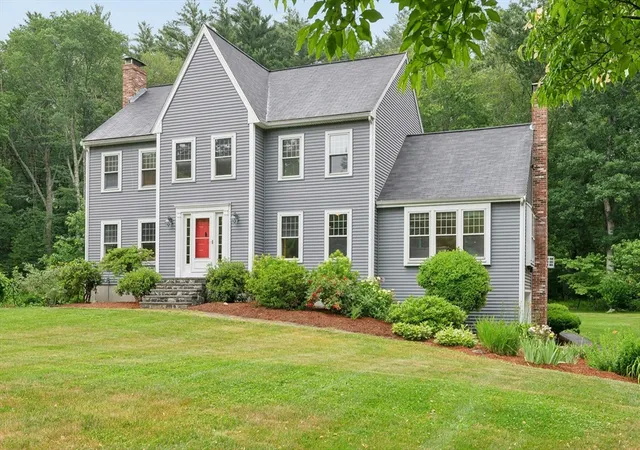 Homes for sale in Upton, MA | 10 Sadler Road, Upton, MA 01568 | MLS# 73541721