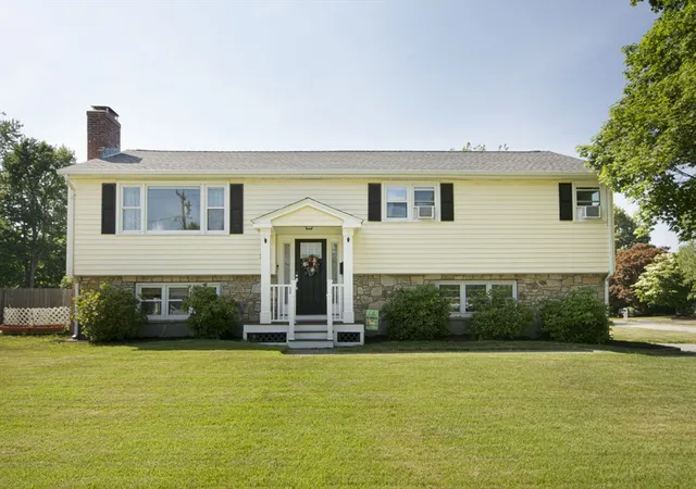1st image of 219 Prospect St, Shrewsbury, MA 01545 | MLS# 73547895