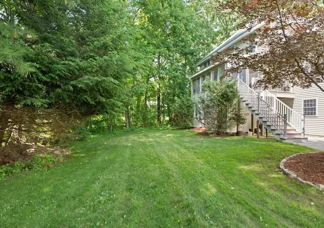 Homes for sale in Westford, MA | 1 Hutchins Way, Westford, MA 01886 | MLS# 73537452