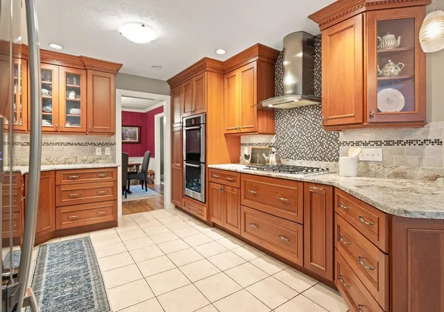 Homes for sale in Westford, MA | 1 Hutchins Way, Westford, MA 01886 | MLS# 73537452