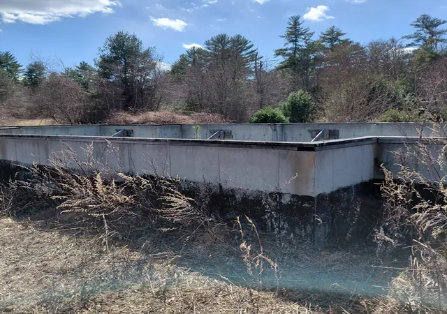 Photo 5 of Sale Pending at 1256 N Hixville Rd, North Dartmouth, MA 02747 | MLS# 73476430 | Listing updated on 2026-09-06