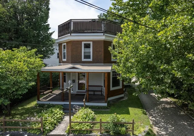 39th image of 14 Main St, Shelburne Falls, MA 01370 | MLS# 73554536