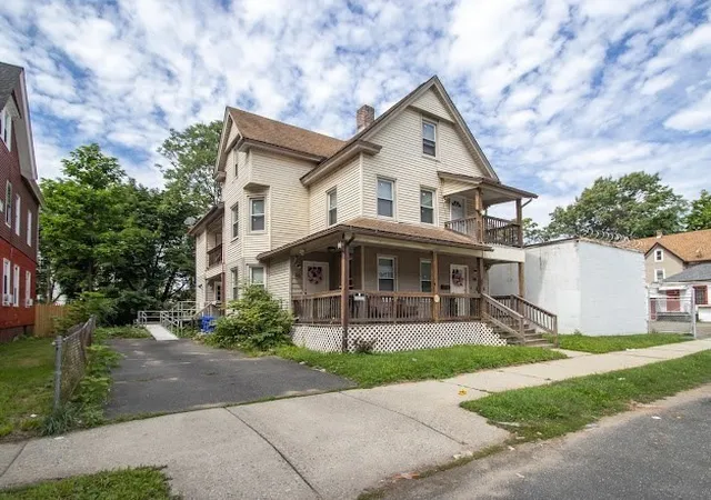 2nd image of 44-46 Dawes St, Springfield, MA 01109 | MLS# 73561862
