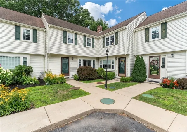 Photo 2 of Condo for sale at 801 Washington St #8, Pembroke, MA 02359 | MLS# 73553889 | Listing updated on 2026-09-18
