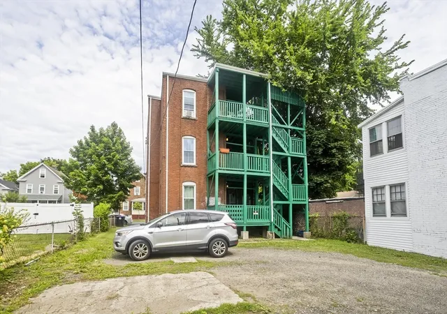 Homes for sale in Holyoke, MA | 56 Pine St, Holyoke, MA 01040 | MLS# 73544447