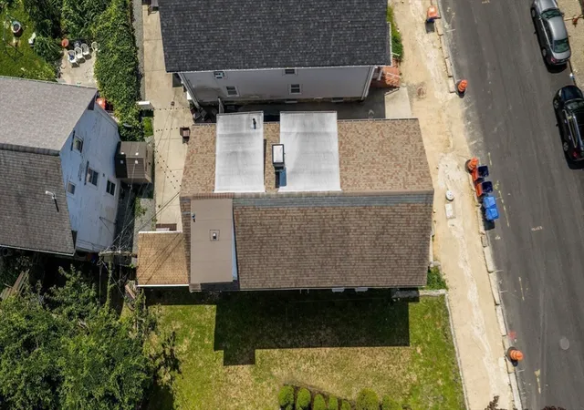 31st image of 304 County St, New Bedford, MA 02740 | MLS# 73561564