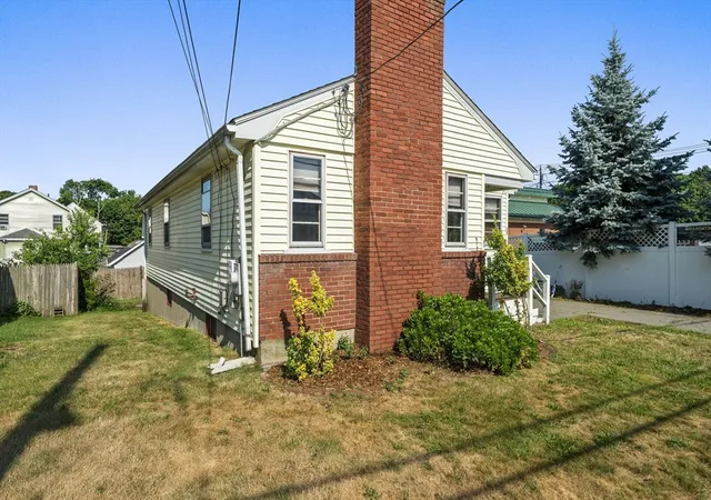 Homes for sale in North Weymouth, MA | 11 Rosalind Rd, North Weymouth, MA 02191 | MLS# 73547403