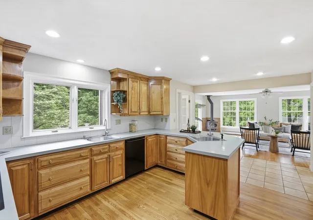 Photo 4 of Single family home for sale at 106 Concord Rd, Bedford, MA 01730 | MLS# 73556281 | Listing updated on 2026-10-01