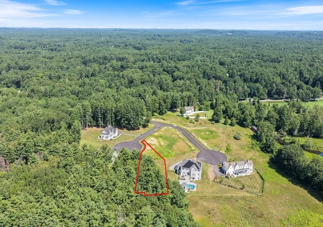 2nd image of 4 Ruby Cir, Topsfield, MA 01983 | MLS# 73555141