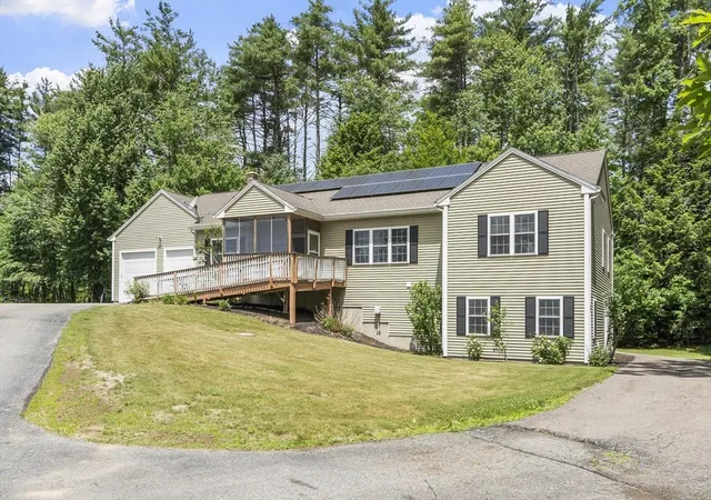 Homes for sale in Gardner, MA | 123 Laitinen Dr, Gardner, MA 01440 | MLS# 73536618