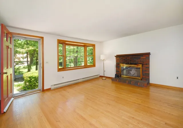 Homes for sale in Pepperell, MA | 40 Shattuck St, Pepperell, MA 01463 | MLS# 73530878