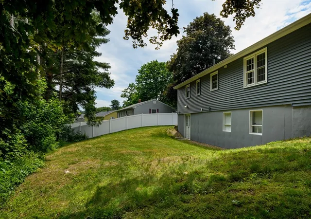 Homes for sale in Ware, MA | 2 Crescent Ter, Ware, MA 01082 | MLS# 73537627