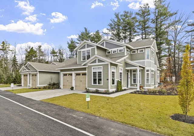 Photo 3 of Condo for sale at 2 Plover Way #17, South Portland, ME 04106 | MLS# 73555333 | Listing updated on 2026-09-20