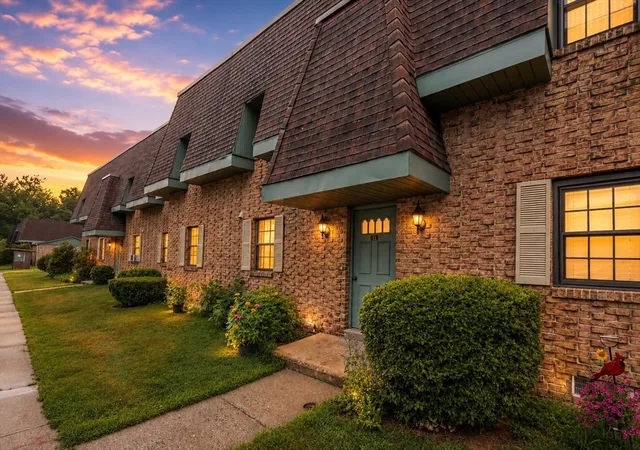 1st image of 549 Russell Rd #3C, Westfield, MA 01085 | MLS# 73556576