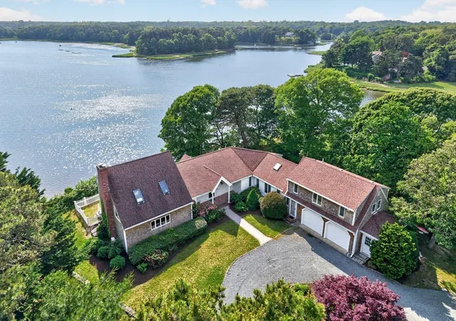 Photo 3 of Single family home for sale at 22 Blake Ln, Orleans, MA 02653 | MLS# 73539001 | Listing updated on 2026-09-14