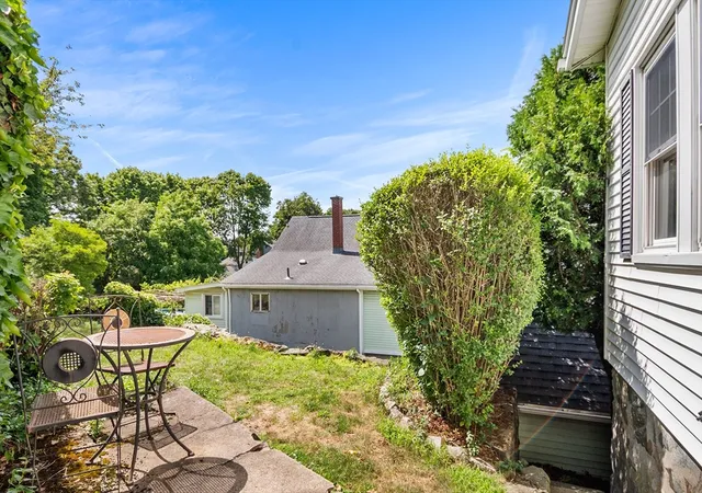 38th image of 227 Fulton St, Medford, MA 02155 | MLS# 73553939