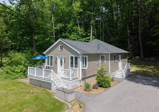 Homes for sale in Charlton, MA | 132 Nugget Dr, Charlton, MA 01507 | MLS# 73531077
