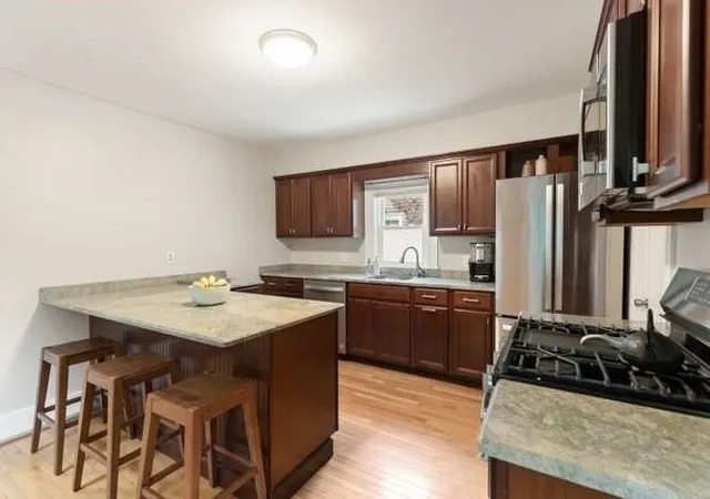 Homes for sale in Amesbury, MA | 30 East Greenwood St, Amesbury, MA 01913 | MLS# 73541562
