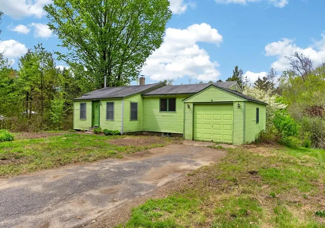 Homes for sale in Athol, MA | 1673 Petersham Rd, Athol, MA 01331 | MLS# 73539756