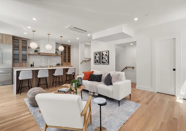 2nd image of 24 Wendell #3, Cambridge, MA 02138 | MLS# 73534832