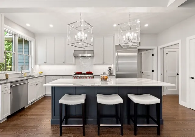 5th image of 53 Wolcott Woods Ln, Milton, MA 02186