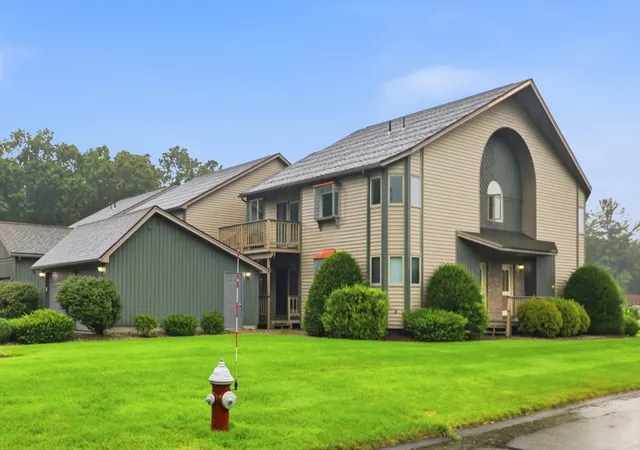 1st image of 40 Pine Grove Dr #40, South Hadley, MA 01075 | MLS# 73556814