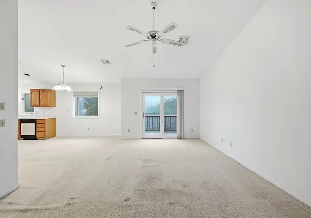 2nd image of 40 Pine Grove Dr #40, South Hadley, MA 01075 | MLS# 73556814