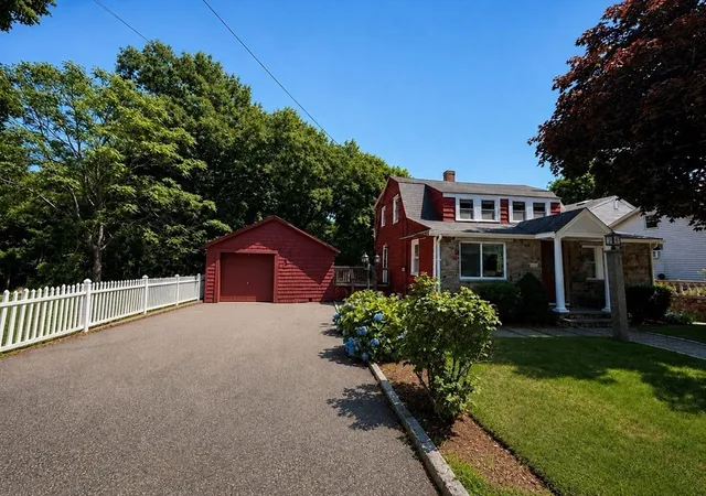 Homes for sale in Hingham, MA | 33 Volusia Rd, Hingham, MA 02043 | MLS# 73547343