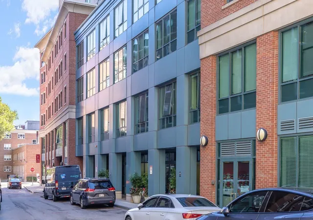 32nd image of 1 Nassau St #2009, Boston, MA 02111 | MLS# 73565595