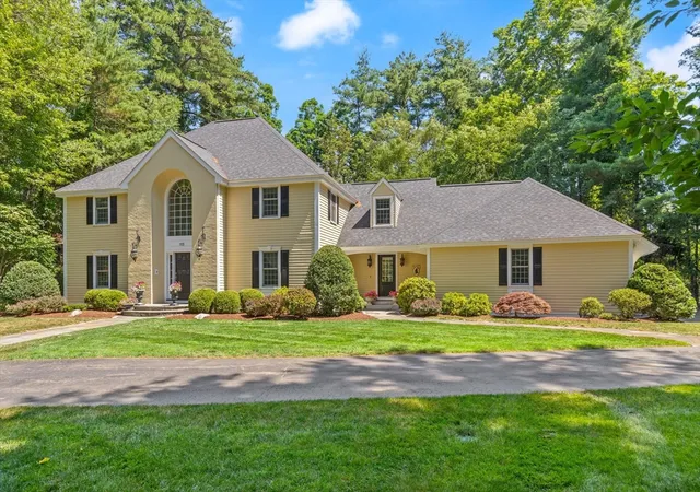 Photo 1 of Single family home for sale at 115 Fox Run Rd, Sudbury, MA 01776 | MLS# 73561397 | Listing updated on 2026-09-11
