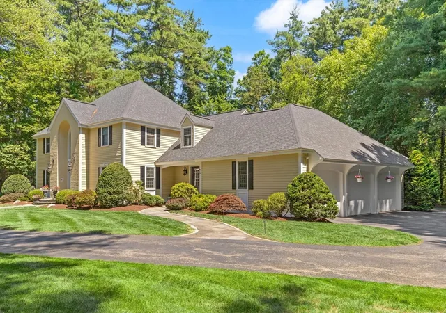 Photo 2 of Single family home for sale at 115 Fox Run Rd, Sudbury, MA 01776 | MLS# 73561397 | Listing updated on 2026-09-11