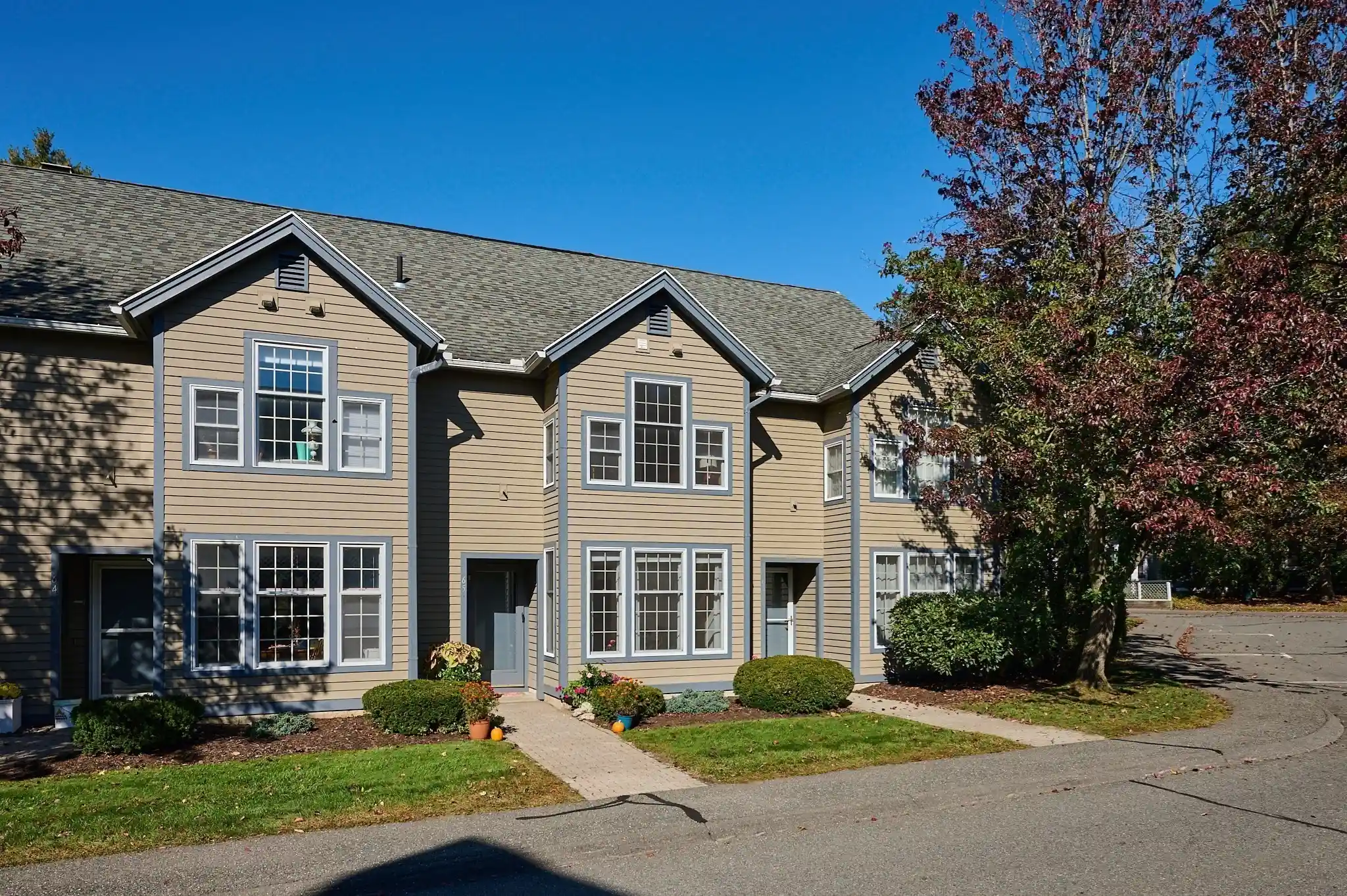 Condo for sale at 65 Amity Pl #65, Amherst, MA 01002 | MLS# 73593093