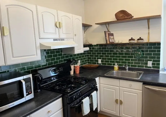 3rd image of 110 Spring Street, Cambridge, MA 02141 | MLS# 73530962