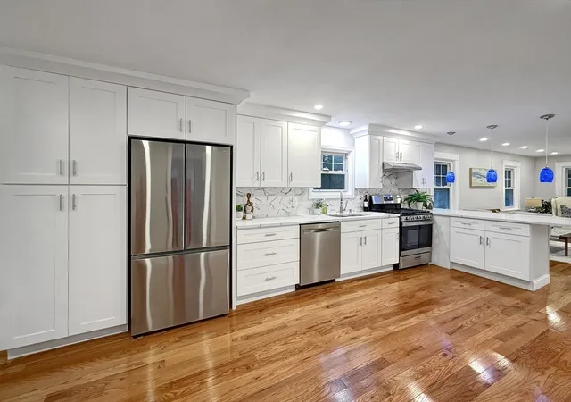 2nd image of 190 W Plain St, Wayland, MA 01778 | MLS# 73554059