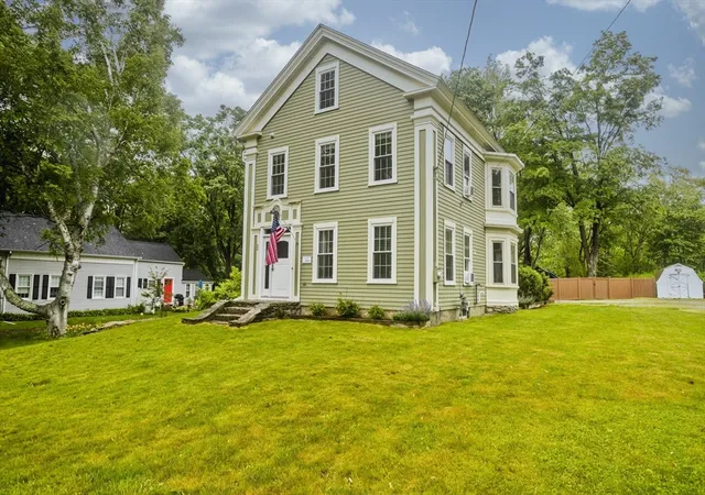 Homes for sale in Grafton, MA | 20 Worcester St, Grafton, MA 01519 | MLS# 73529790