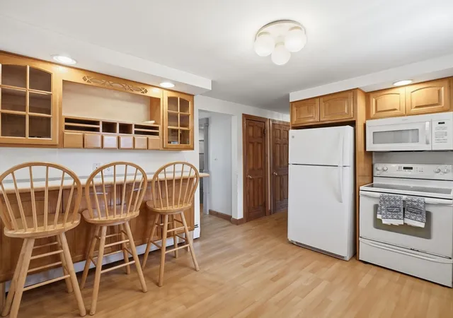 4th image of 36 Bridge St, Billerica, MA 01821 | MLS# 73538068