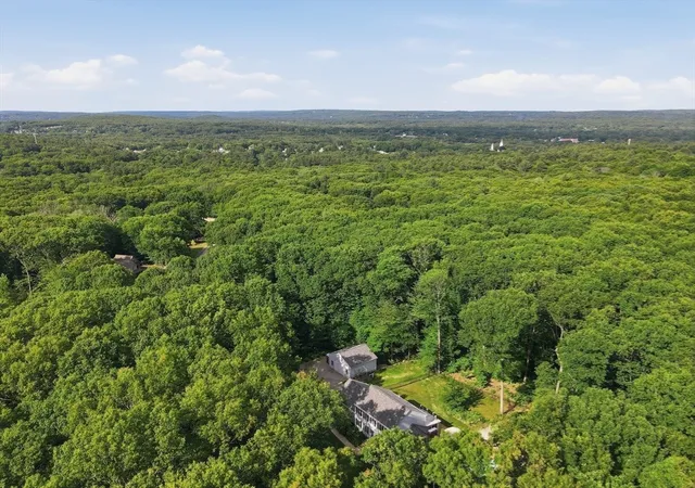 Homes for sale in Uxbridge, MA | 115 Hunter Road, Uxbridge, MA 01569 | MLS# 73538503