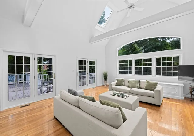Photo 2 of Single family home for sale at 105 East St, Hingham, MA 02043 | MLS# 73560344 | Listing updated on 2026-10-04