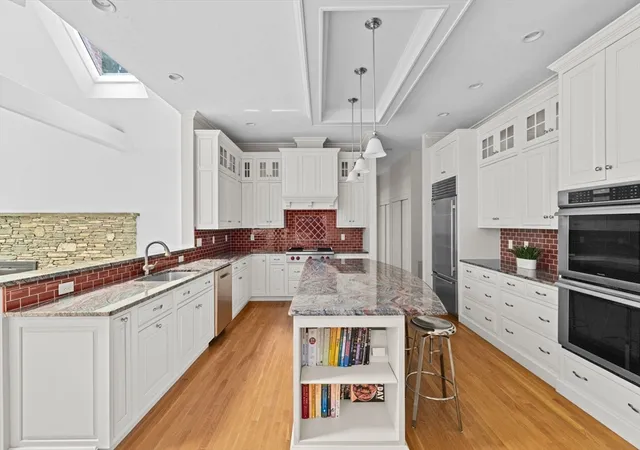 Photo 4 of Single family home for sale at 105 East St, Hingham, MA 02043 | MLS# 73560344 | Listing updated on 2026-10-04