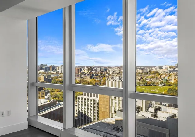 5th image of 110 Stuart, Boston, MA 02116