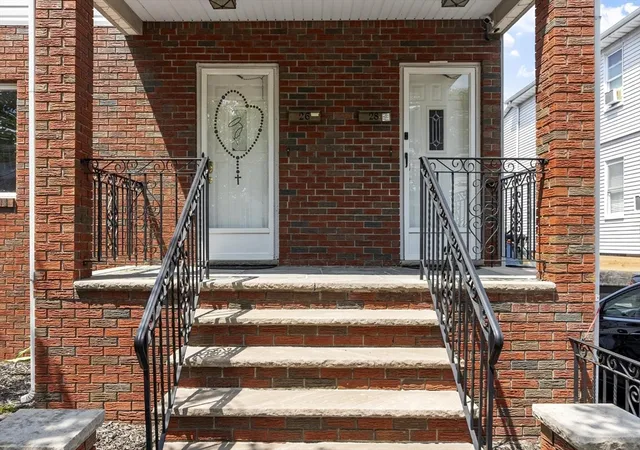 3rd image of 26 Shirley St, Everett, MA 02149 | MLS# 73550900