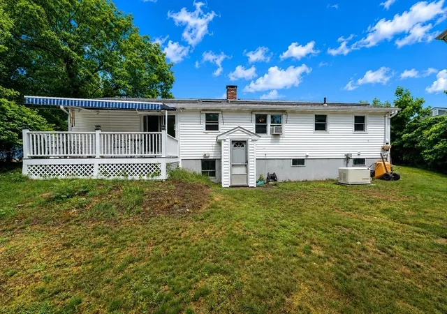 Homes for sale in Leominster, MA | 22 Woodside Avenue, Leominster, MA 01453 | MLS# 73530757