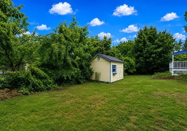 Homes for sale in Leominster, MA | 22 Woodside Avenue, Leominster, MA 01453 | MLS# 73530757