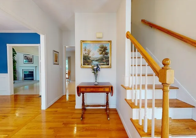 3rd image of 225 Daniels St, Franklin, MA 02038 | MLS# 73550146