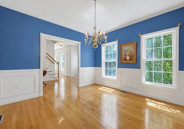 4th image of 225 Daniels St, Franklin, MA 02038 | MLS# 73550146