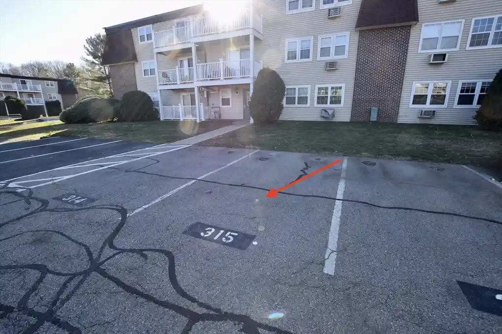 21st image of 180 Main St, Brockton, MA 02324