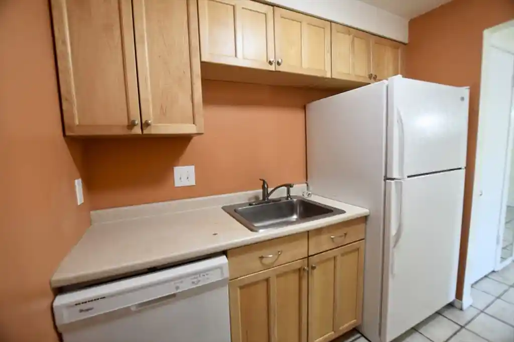 8th image of 180 Main St, Brockton, MA 02324