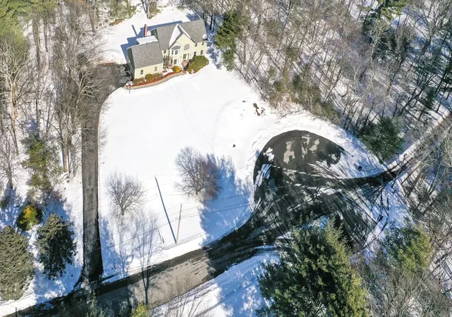 Photo 3 of Sale Pending at 18 Bubbling Brk Rd, Franklin, MA 02038 | MLS# 73477405 | Listing updated on 2026-03-07